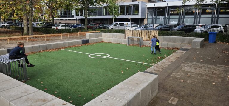 Verlaagd voetbalveld - Kindcentrum Christoffel