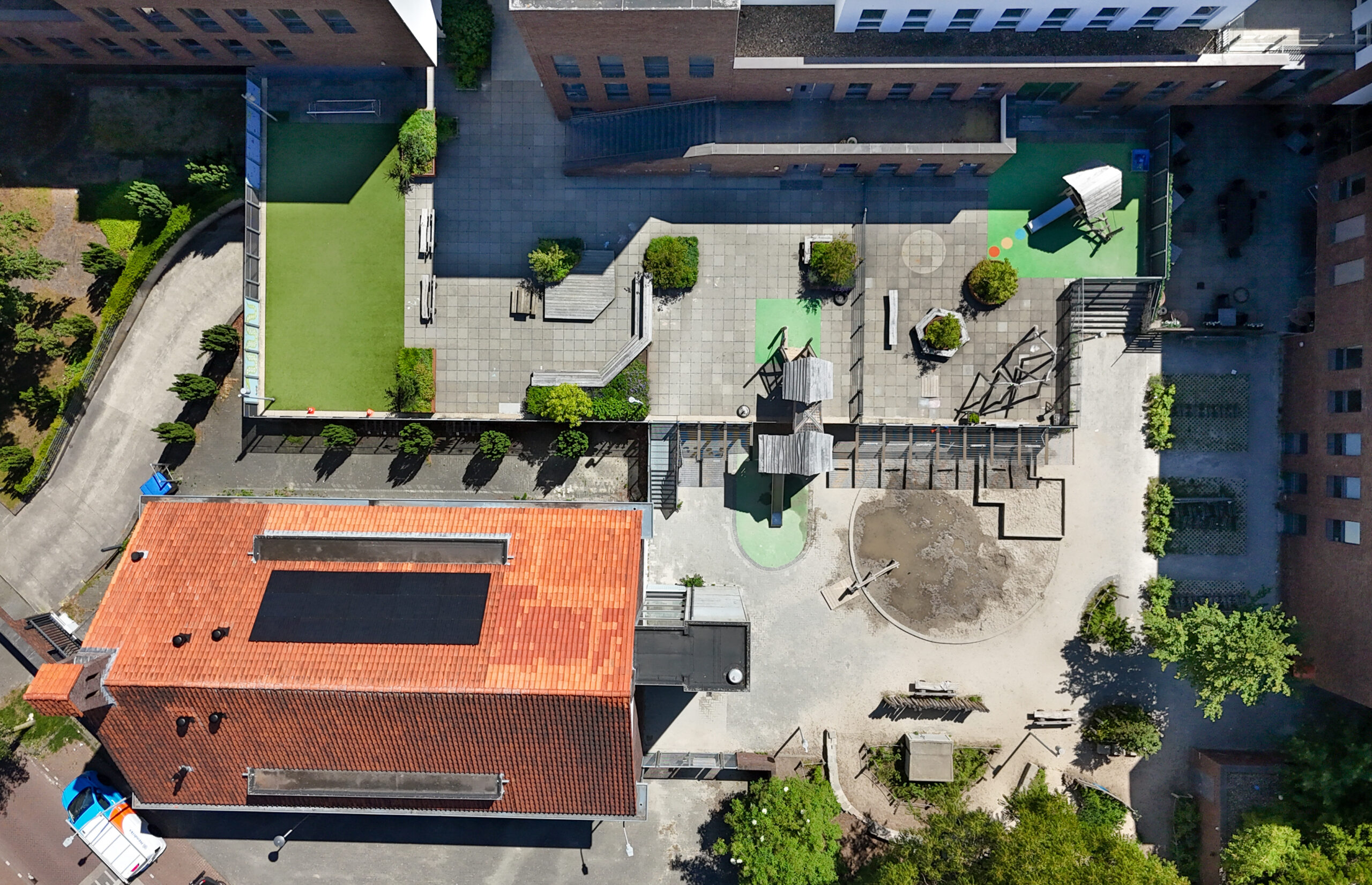 LUFO_BS Triangel Luchtfoto van basisschool de Triangel